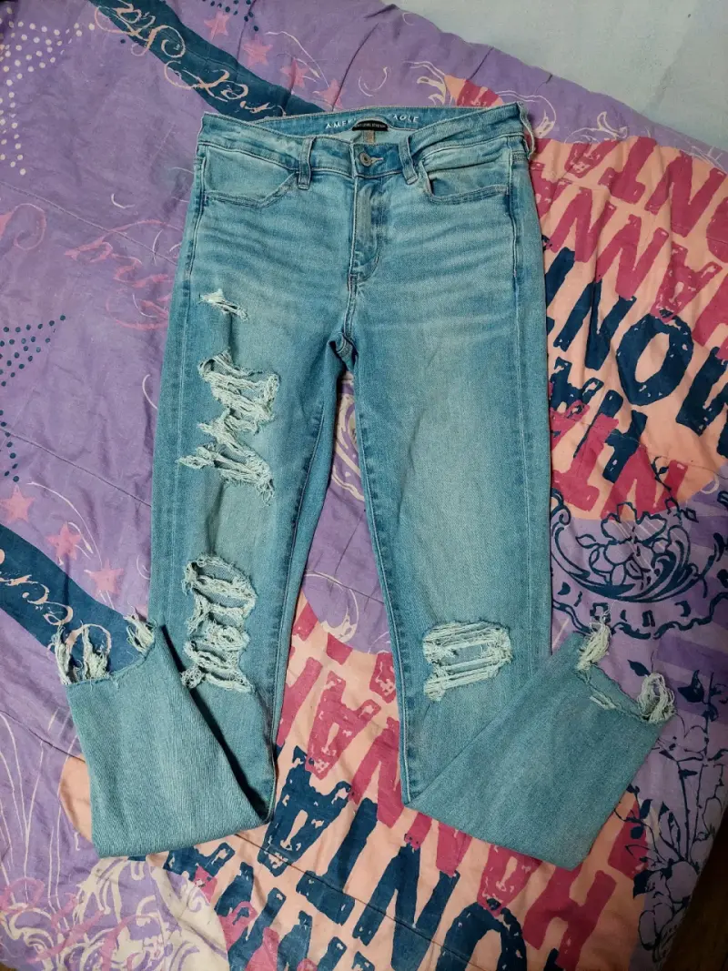 Jeans rasgados American Eagle para mujer - 1