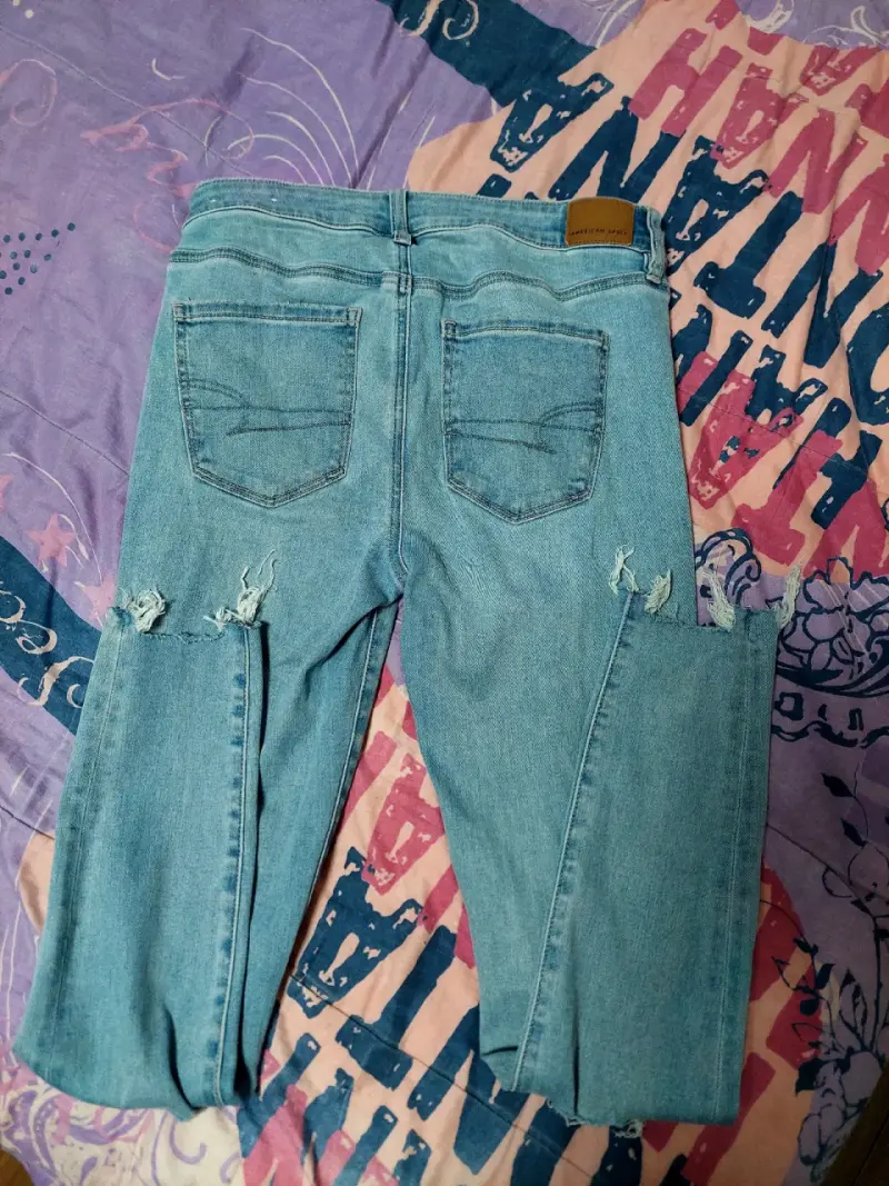 Jeans rasgados American Eagle para mujer - 3
