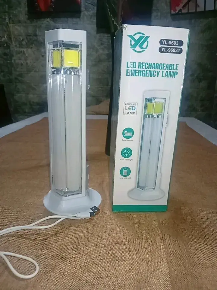 Lámpara de emergencia recargable solar - 2