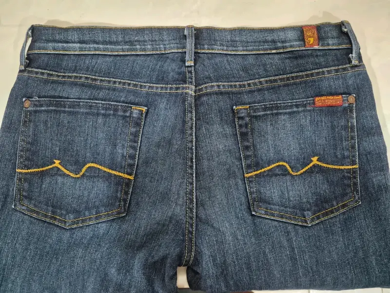 Jeans azul oscuro para mujer 7 For All Mankind - 3