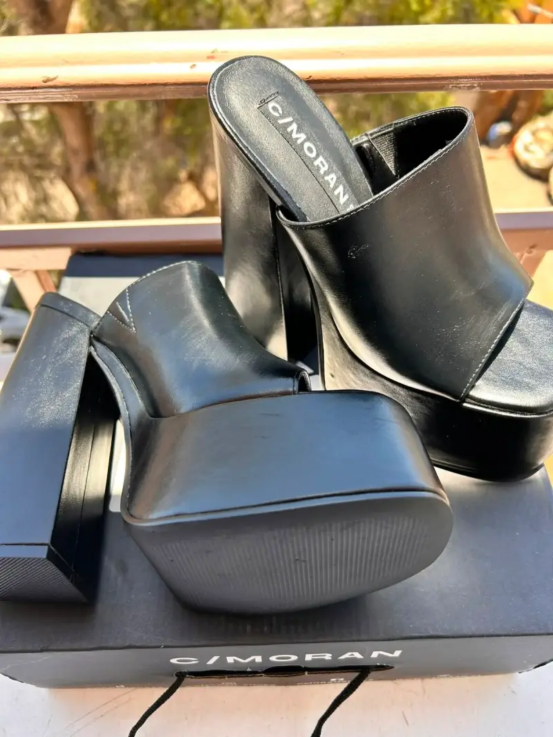 Sandalias de tacón alto negras elegantes - 3