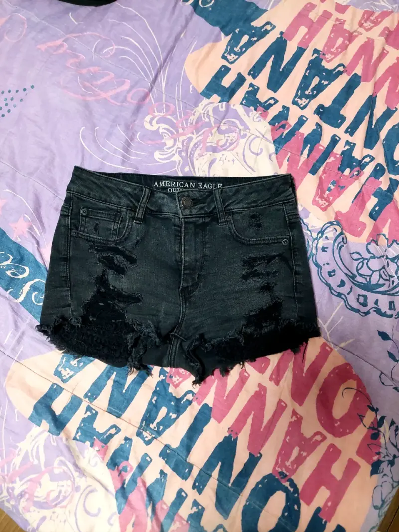 Shorts de mezclilla rasgados, American Eagle - 1