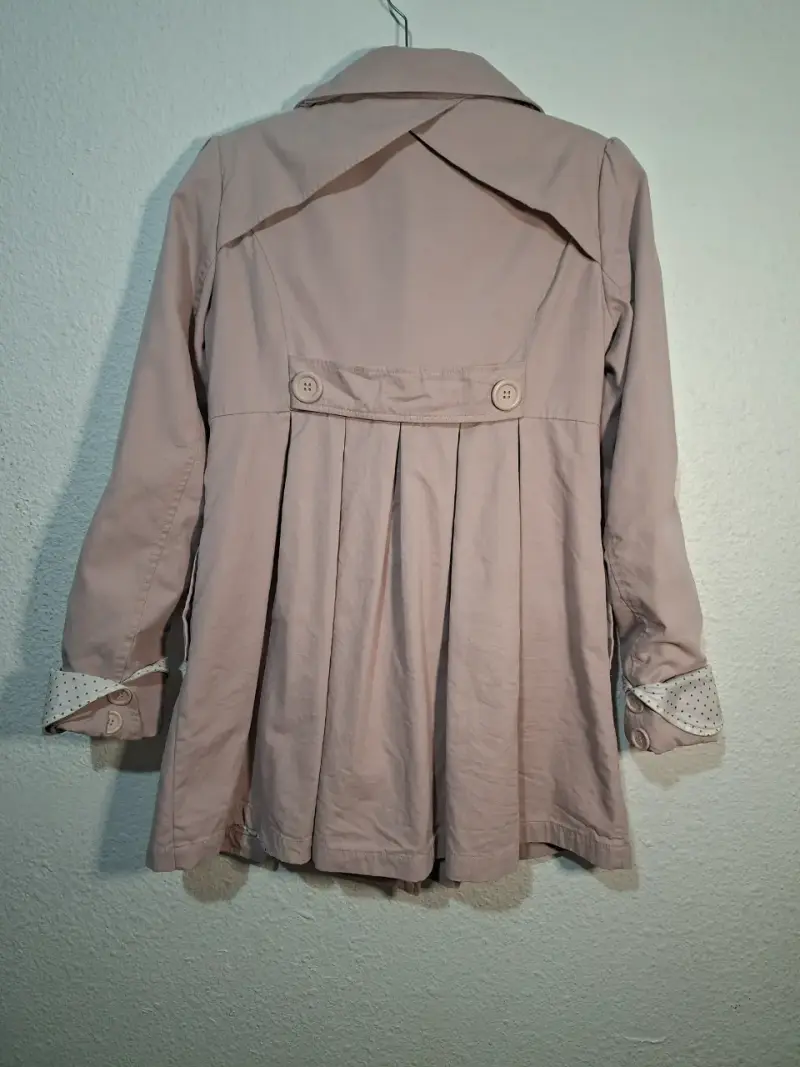 Abrigo beige con doble botonadura Alaniz talla 40 - 3
