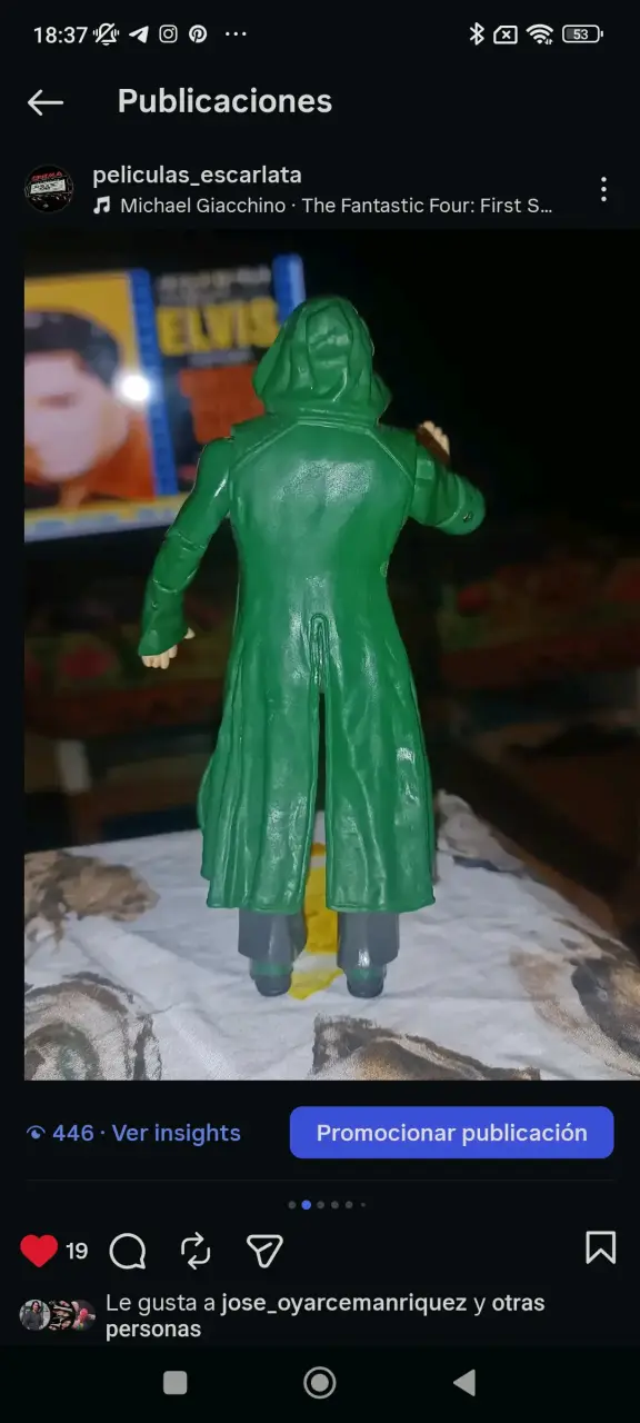 Figura de acción Doctor Doom con capa verde - 2