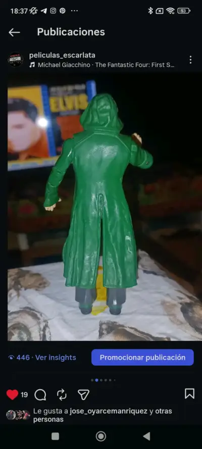 Figura de acción Doctor Doom con capa verde - miniatura 2