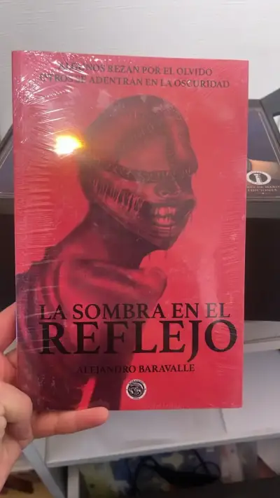 Libro La Sombra en el Reflejo de Alejandro Baravalle - miniatura 1