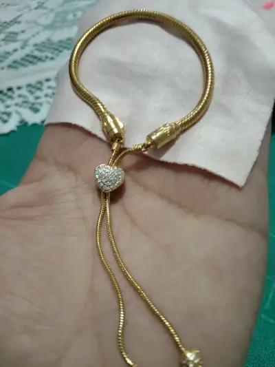 Pulsera Pandora original con dije de corazón - miniatura 2