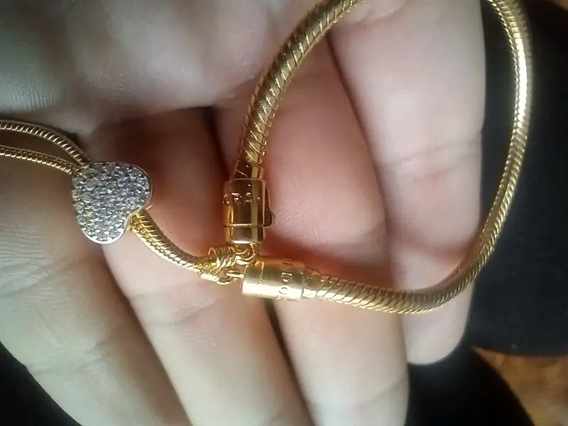 Pulsera Pandora original con dije de corazón - 5