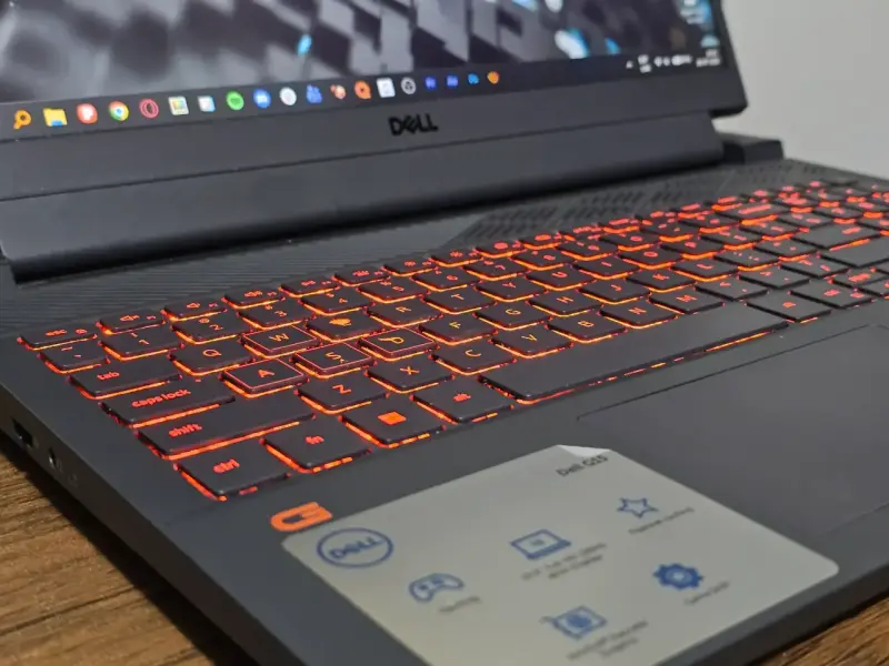 Notebook Gamer DELL G15 5511 - 2