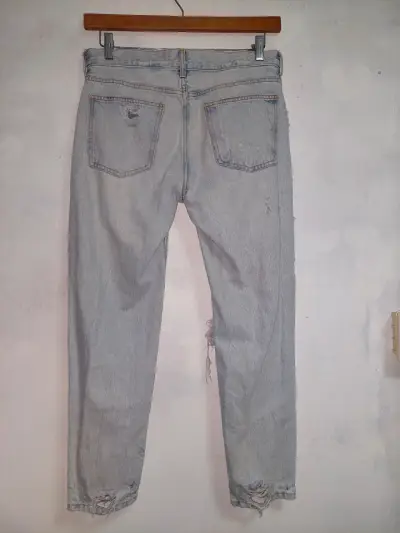Jeans rasgados de mezclilla azul claro Zara - miniatura 2