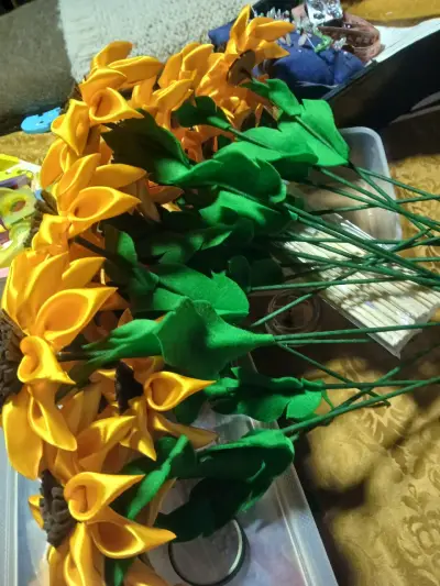 girasoles decorativos de tela, por unidad o ramo. - miniatura 2