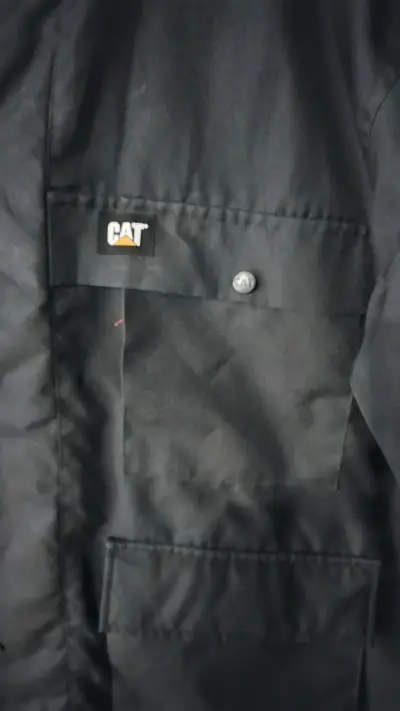 Chaqueta CAT Original con Logo Bordado - miniatura 3