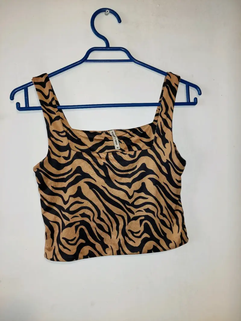 Top corto estampado animal print - 1