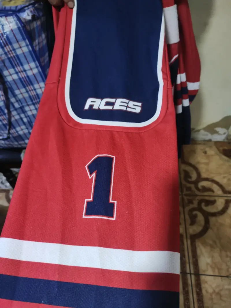 Camiseta de hockey Aces roja con bandera de Canadá - 3