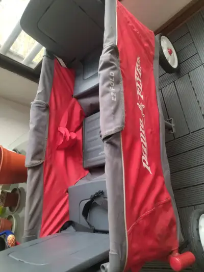 Carro plegable Radio Flyer 3900 EZ Fold rojo - miniatura 3