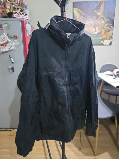 Chaqueta impermeable Columbia negra para hombre - miniatura 3