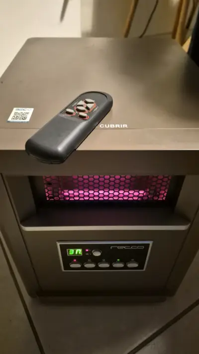 Calefactor eléctrico Recco con control remoto - miniatura 1
