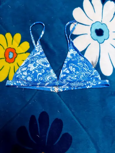 Bikini azul estampado floral Shein - miniatura 5