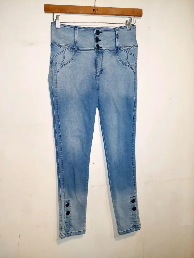 Jeans de mujer tiro alto azul claro - 1