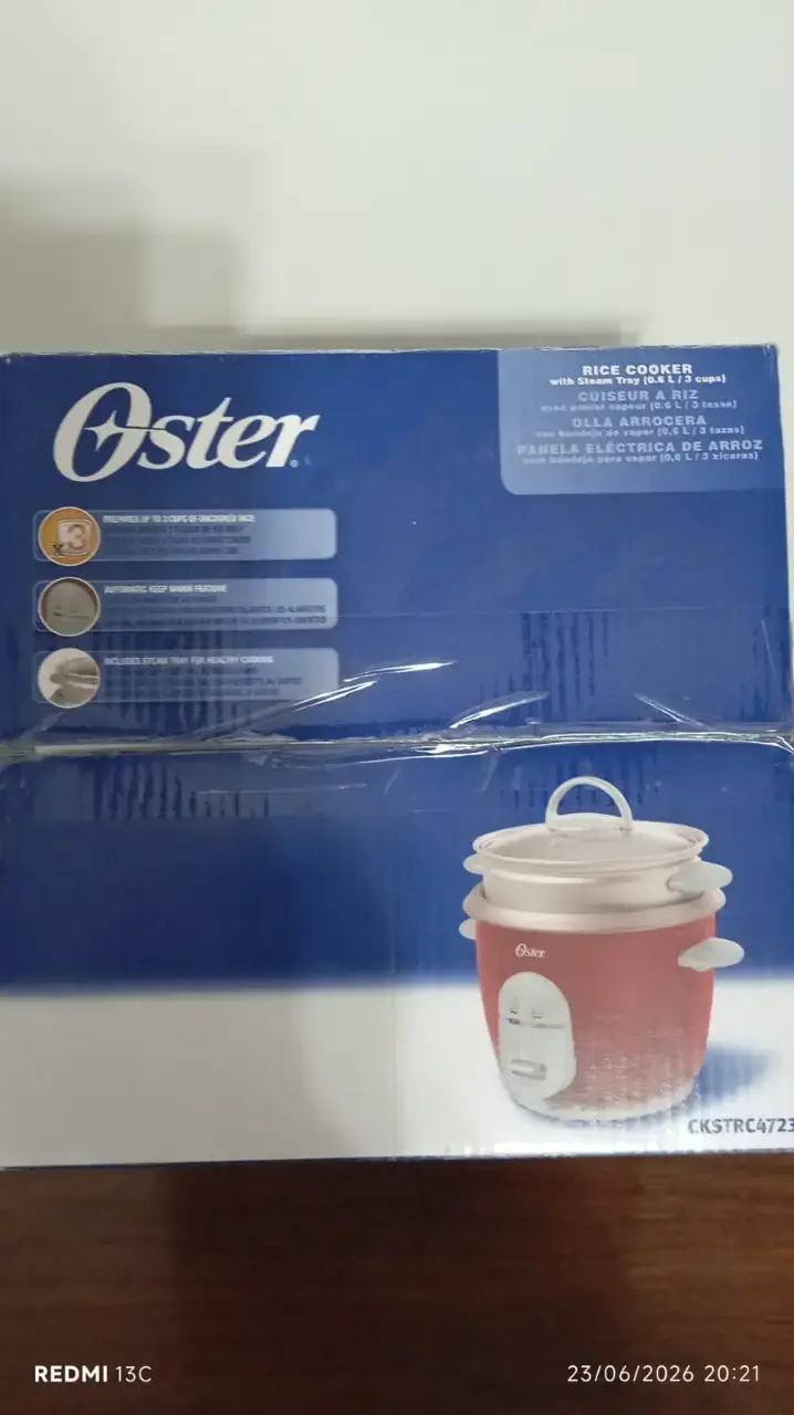 Olla arrocera eléctrica Oster con bandeja de vapor - 2