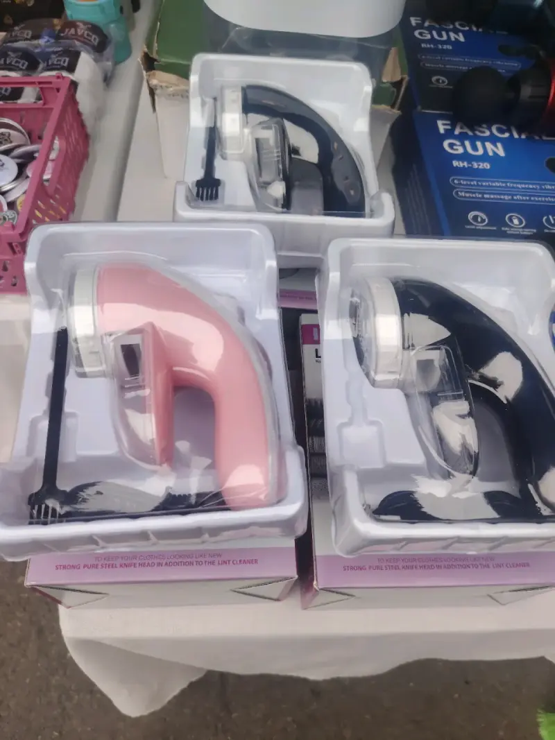 Quitapelusas portátil recargable IRM - 2