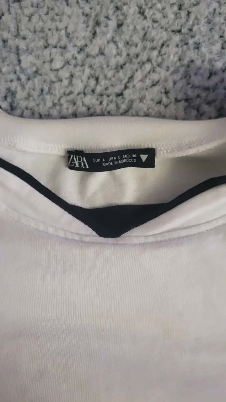 Polera Zara Mustang blanca talla L - 2