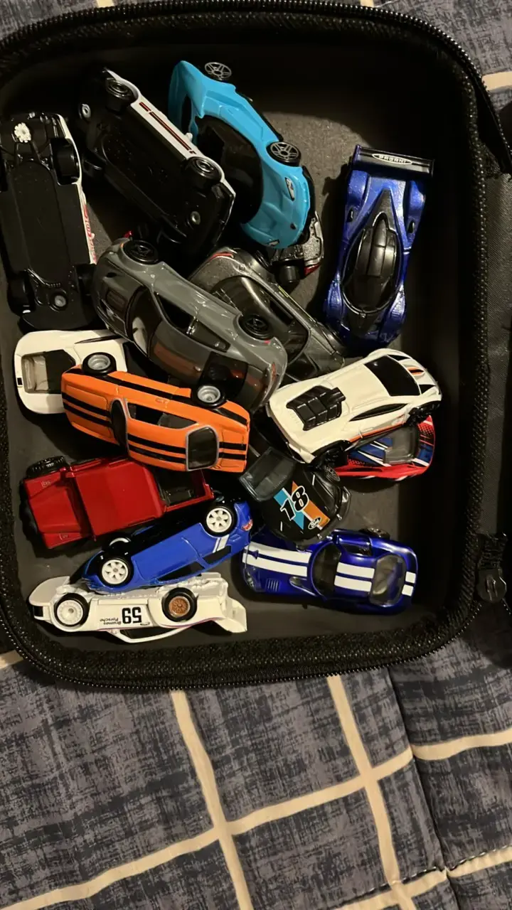 Lote de autos hot wheels sin caja
