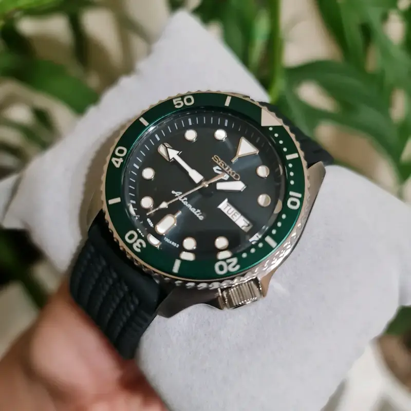SEIKO MOD - Seiko 5 sport HULK - 3