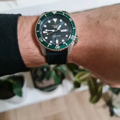SEIKO MOD -  Seiko 5 sport HULK - miniatura 4