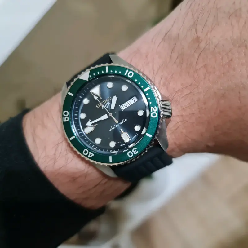 SEIKO MOD - Seiko 5 sport HULK - 5