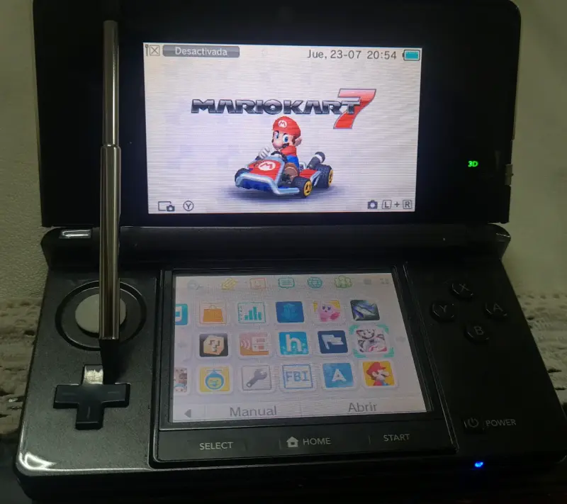 Consola portátil Nintendo 3DS en buen estado - 4