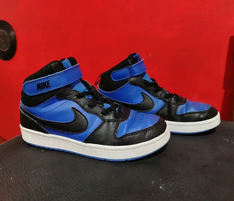 Zapatillas deportivas Nike niño azul y negro - 2