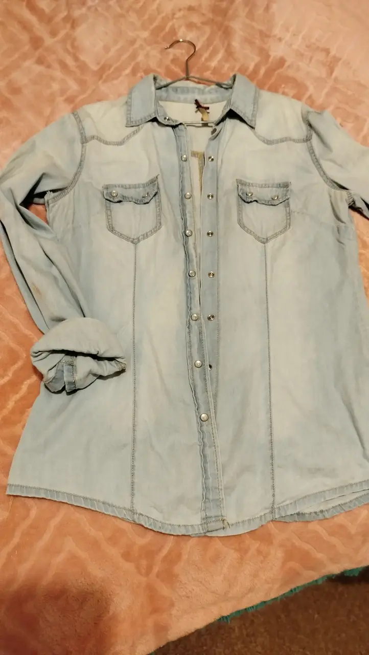 Camisa de mezclilla azul claro para mujer - 2