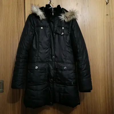 Chaqueta negra - miniatura 1