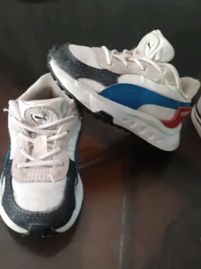 Zapatillas deportivas para niños blancas y rojas - miniatura 4