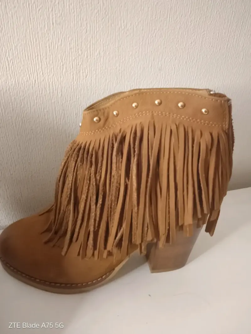 Botines de cuero con flecos para mujer - 1