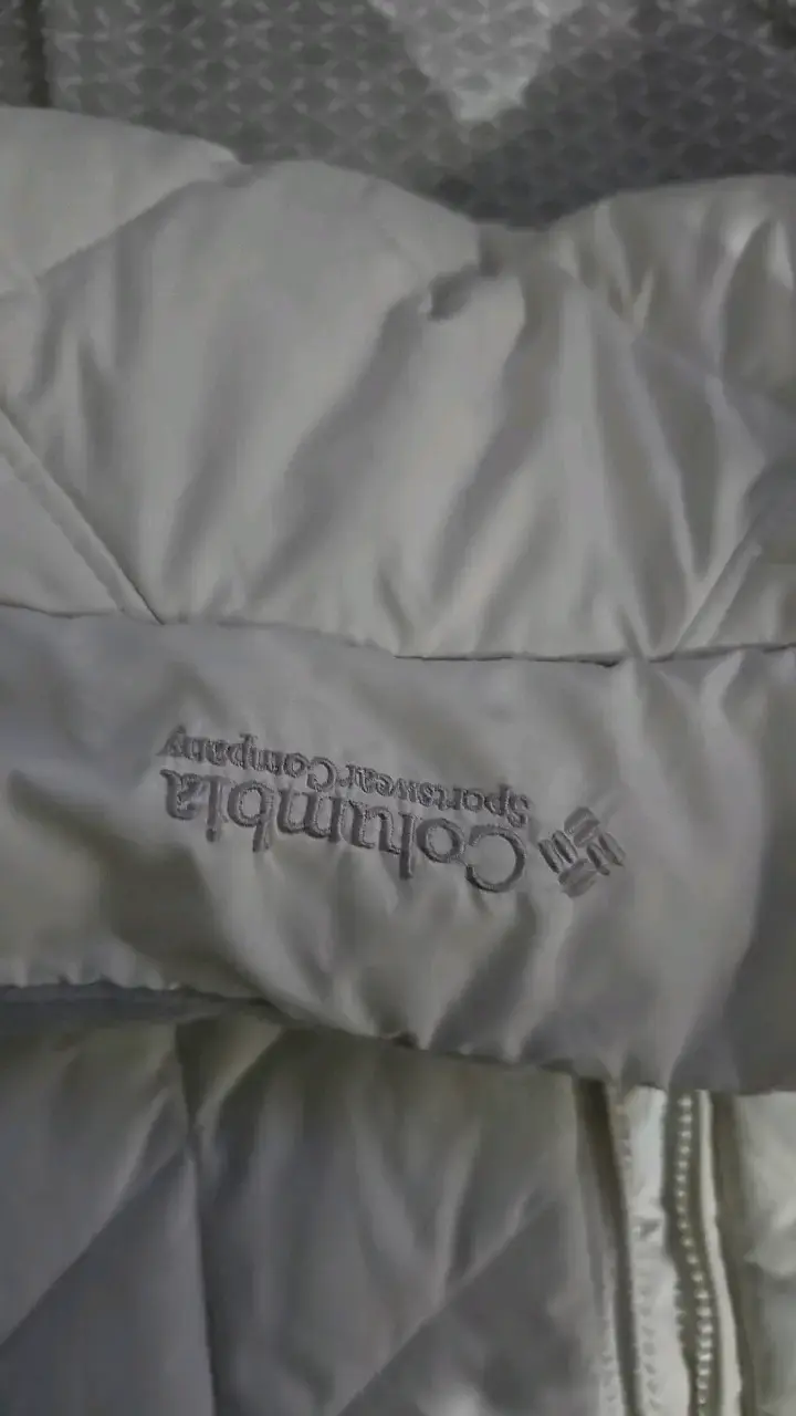Chaqueta acolchada blanca para invierno - 3