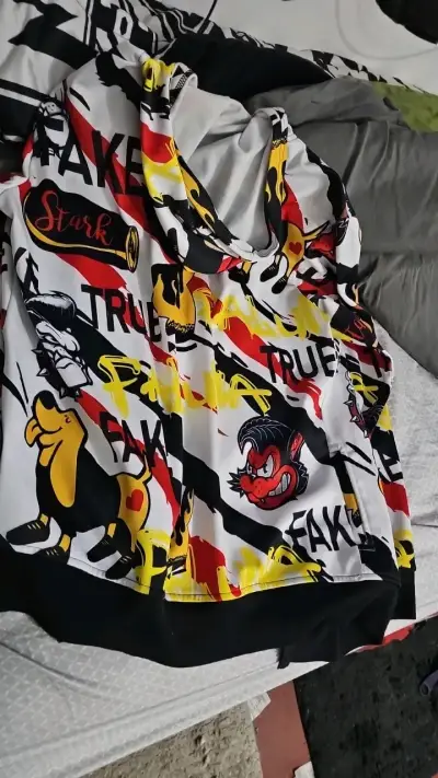 Chaqueta con diseño gráfico colorido - miniatura 3
