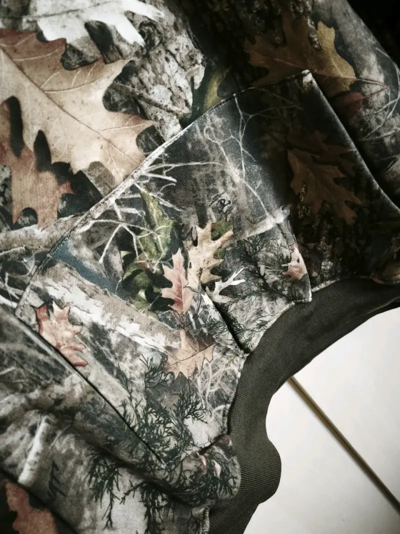 Polerón camuflado con capucha para hombre - 5
