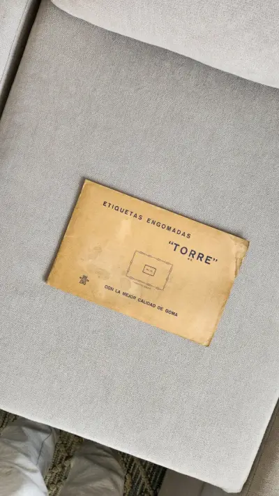Antiguas etiquetas engomadas Torre - miniatura 1
