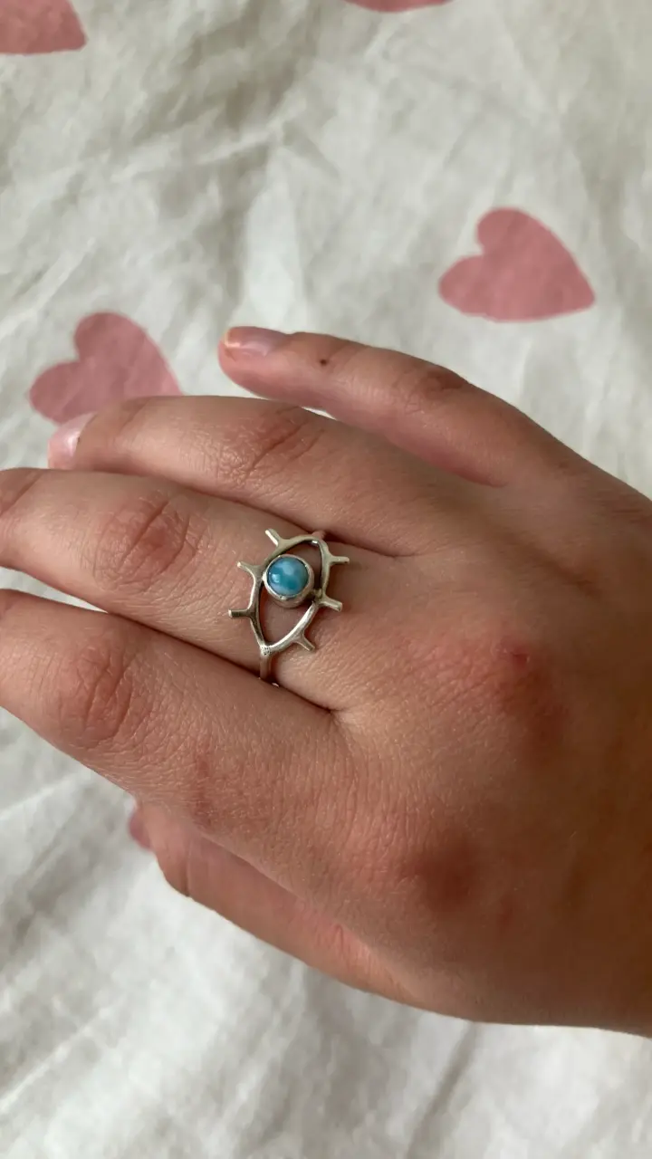Anillo de plata con piedra azul - 1