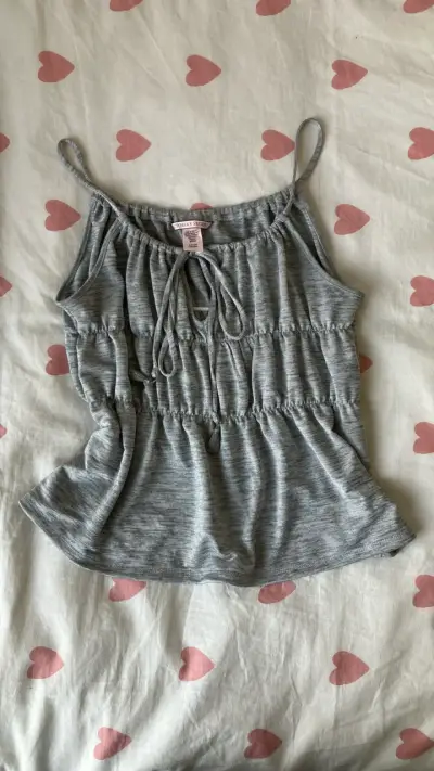 Blusa sin mangas gris Victoria's Secret - miniatura 1