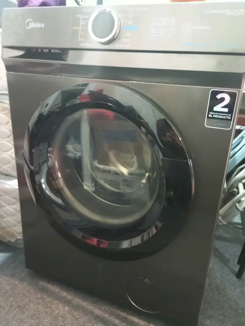 Lavadora secadora Midea 11kg en buen estado - 5