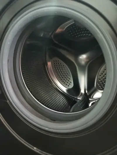 Lavadora secadora Midea 11kg en buen estado - miniatura 6