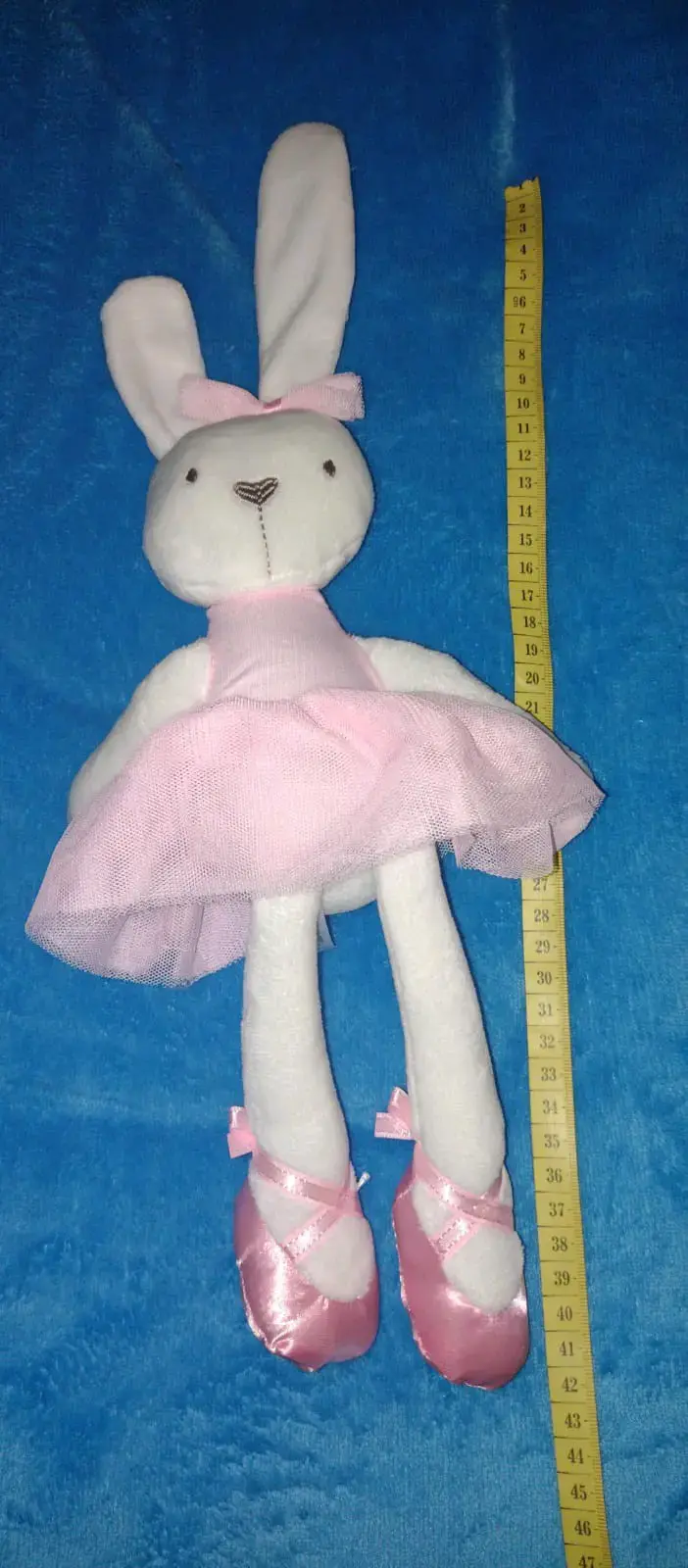 Conejo de peluche con vestido rosa para niñas - 2