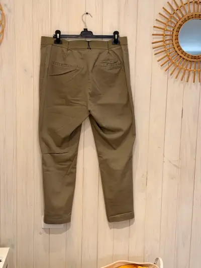 Lote de pantalones para hombre en varios colores - miniatura 4