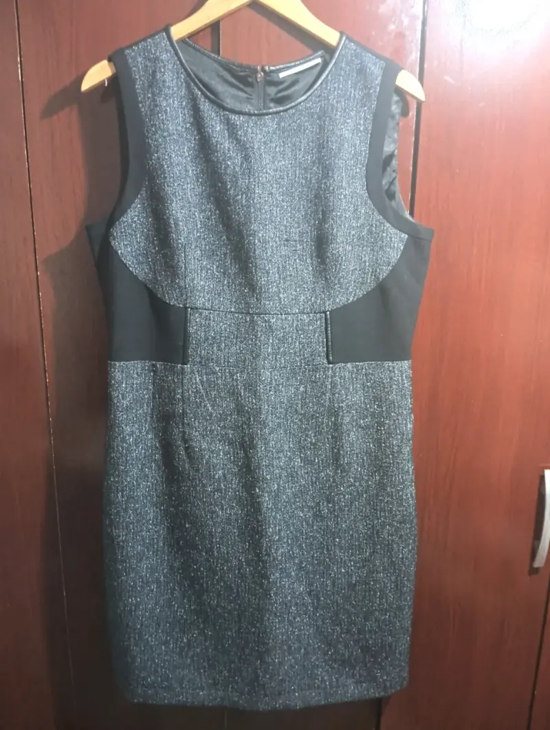 Vestido formal sin mangas gris y negro - 1