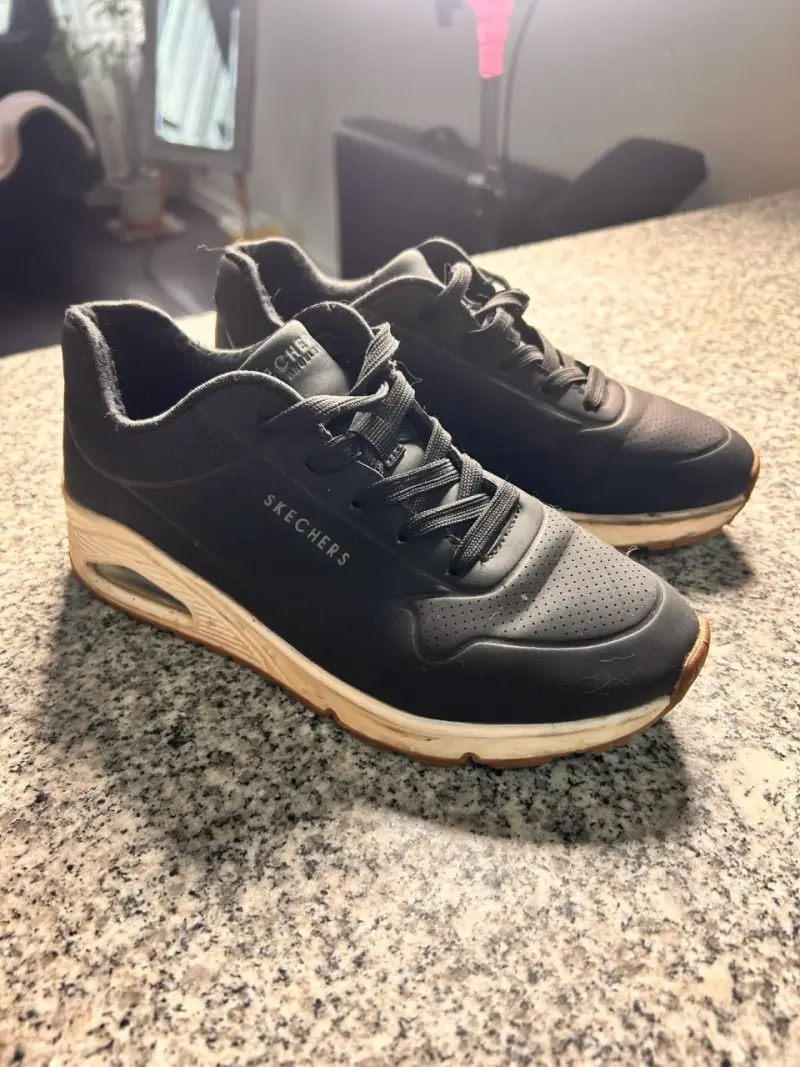 Zapatillas deportivas negras Skechers para hombre - 2