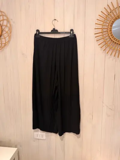 Pantalones palazzo negros para mujer - miniatura 1