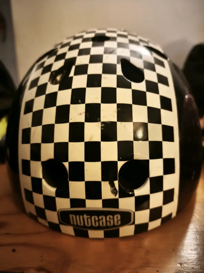 2 Cascos Nutcase para bicicleta 2 x 17M 1 x10M - 4